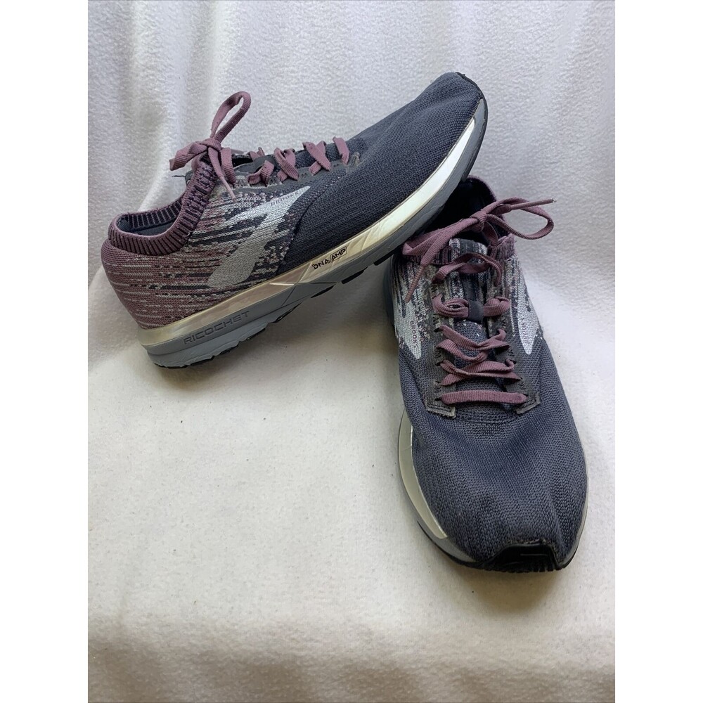 Brooks Womens Ricochet‎ 1202821B040 Gray Running Shoes Sneakers Size 11 B